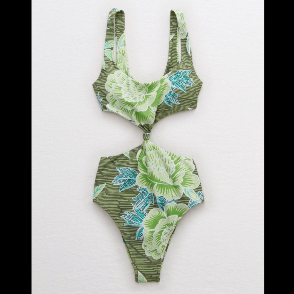 Aerie Cut Out One Piece Swimsuit Size Large Long